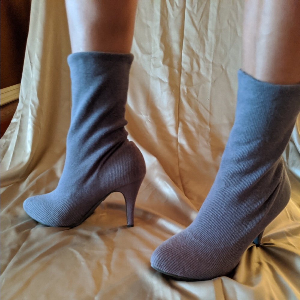Brand New Gray high heels ankle boots. Beautiful